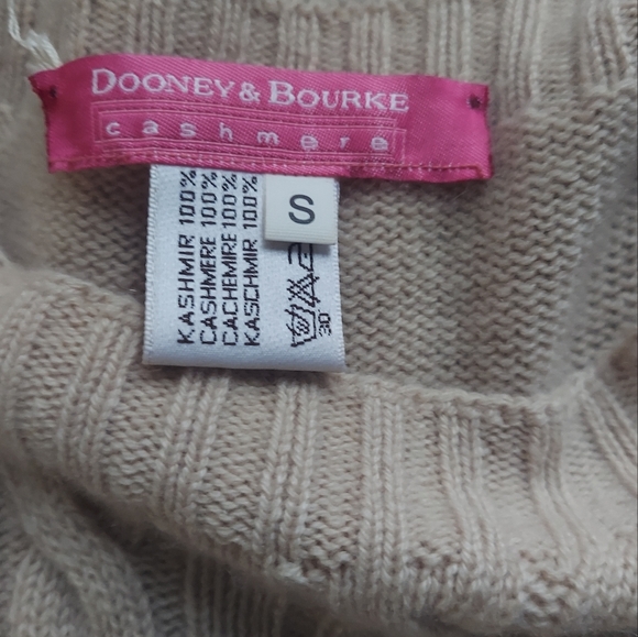 Dooney and Bourke 100% CASHMERE sweatervest - Picture 5 of 5